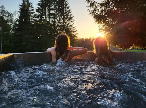 Resort Pasečná*** - venkovní sud vířivka