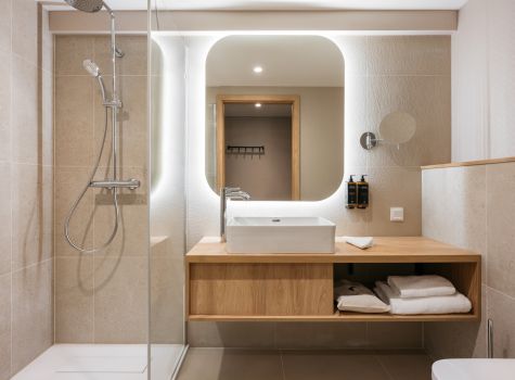 Hotel Mercure Szczyrk Resort - pokój Privilege i Classic łazienka 2