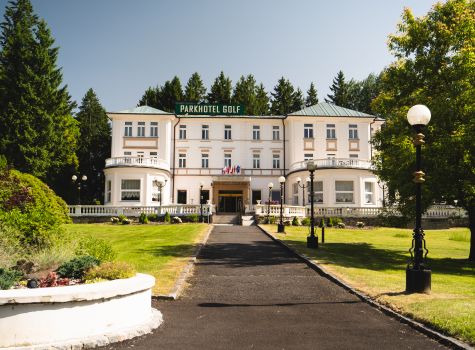 Parkhotel Golf**** - Hotel_front view