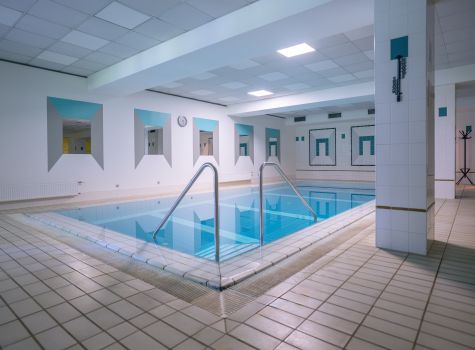 Parkhotel Golf**** - Swimming_pool_rght