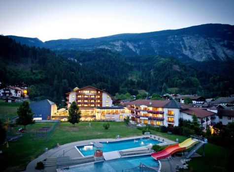 Hotel Schwarzbrunn - 80365634