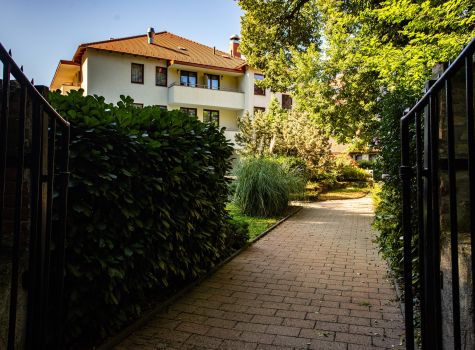 Hotel Bassiana**** - sárvár_bassiana_hotel_kert