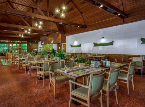 Ensana Thermal Sárvár Health Spa Hotel - thermal-srvr_restaurant-2_53911598426_l
