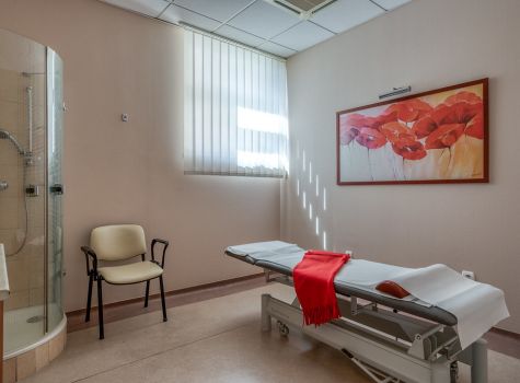 Ensana Thermal Sárvár Health Spa Hotel - thermal-srvr_treatment-room-1_53910706777_l