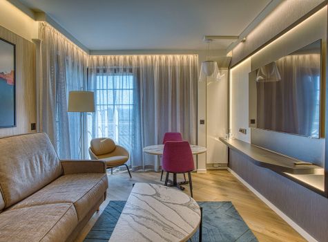 Thermal Aqua**** - thermal-aqua_premium-suite-1_53851791891_l
