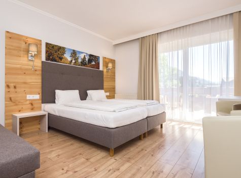 Hotel Almrausch - doppelzimmer_zirbe_birke (3)