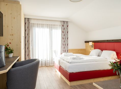 Hotel Almrausch - juniorsuite_priedröf (11)