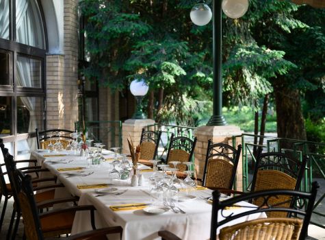 Ensana Grand Margaret Island Health Spa Hotel - szchenyi_terrace-11_54579652174_l