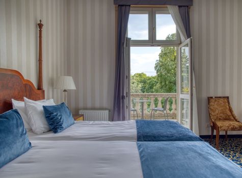 Ensana Grand Margaret Island Health Spa Hotel - grand-margaret-island_deluxe-suite-3_53851549906_l