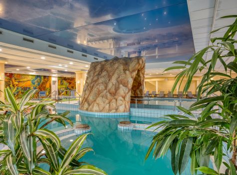 Ensana Thermal Margaret Island Health Spa Hotel - thermal-margaret-island_spa-3_54743652480_l