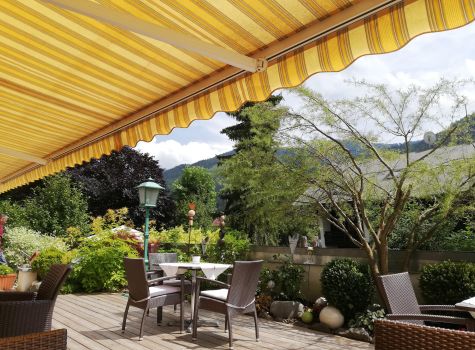Naturhotel Ortners Eschenhof - terrasse-eschenhof-bad-kleinkirchheim