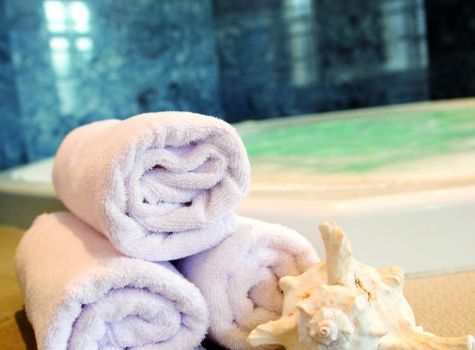 Wellness hotel Jean de Carro  - Poznávací pobyt s wellness i procedurami (2)