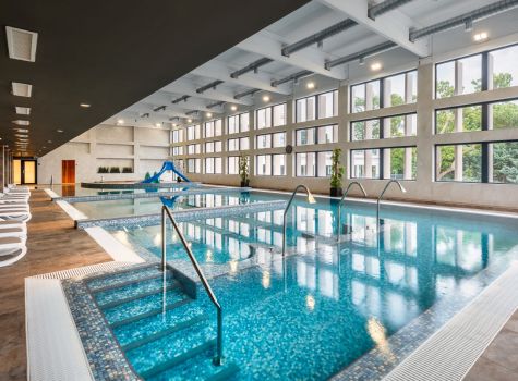 Hunguest Hotel Bál Resort - medencetér