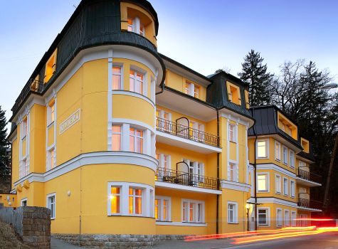 Hotel Riviera - hotel_riviera_exterier_fullhd_1920x1080