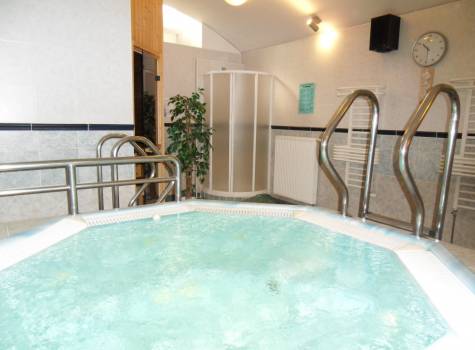 Hotel Lesní Zátiší*** - Whirlpool.JPG