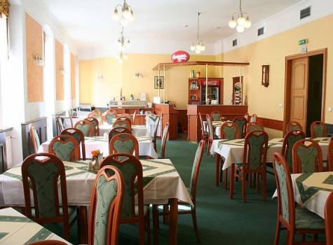 Hotel Flora Mariánské Lázně - restaurace.jpg