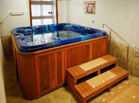 Hotel Flora Mariánské Lázně - whirpool.jpg