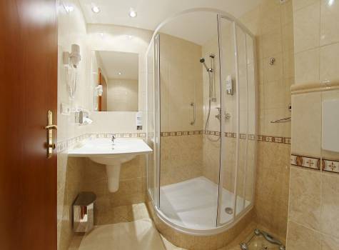 Kúpele Brusno - 3-bathroom-singleroom