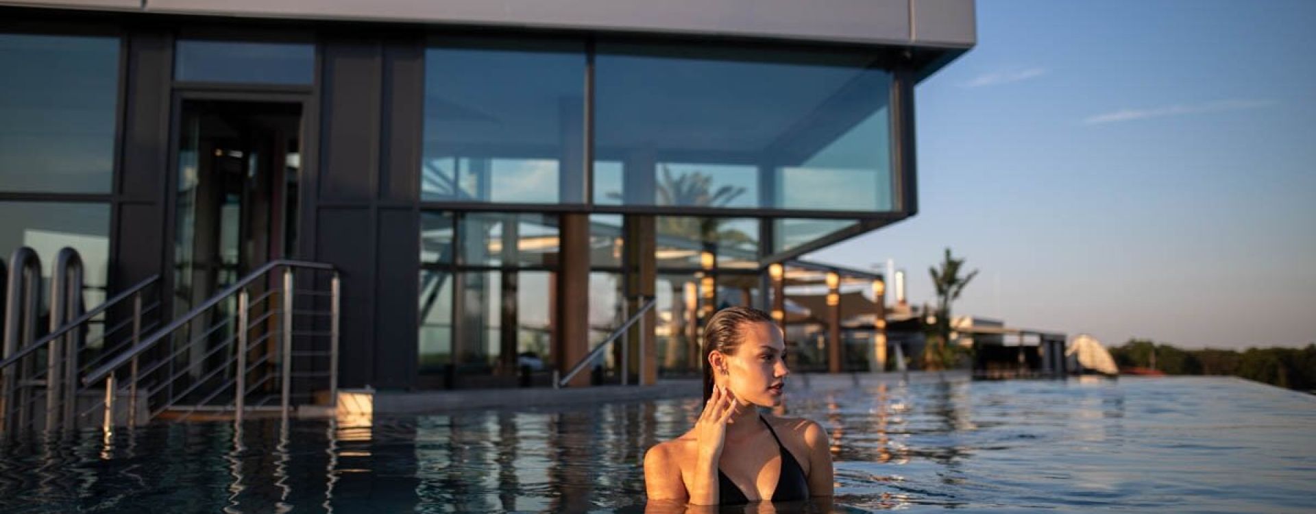  - Accommodation incl. HB Eater