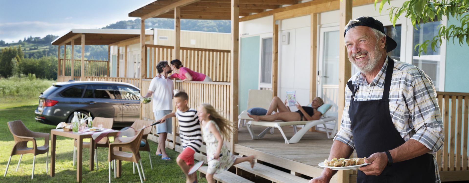 Mobile Homes - Dovolená v kempu