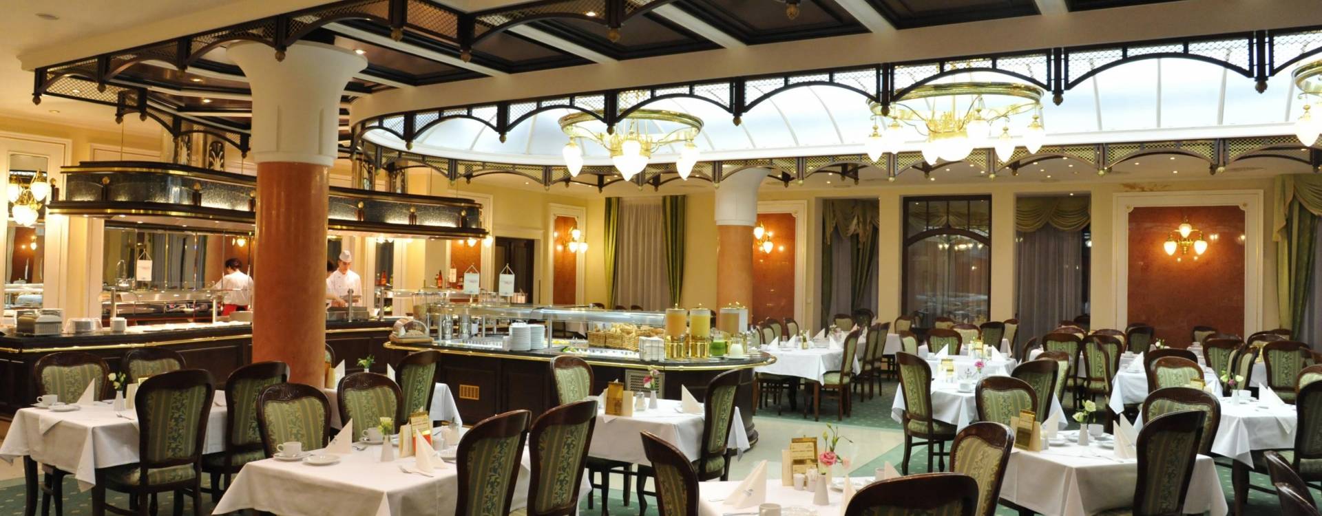 Hotel Nové Lázně - rekonstrukce interiéru Royal restaurace