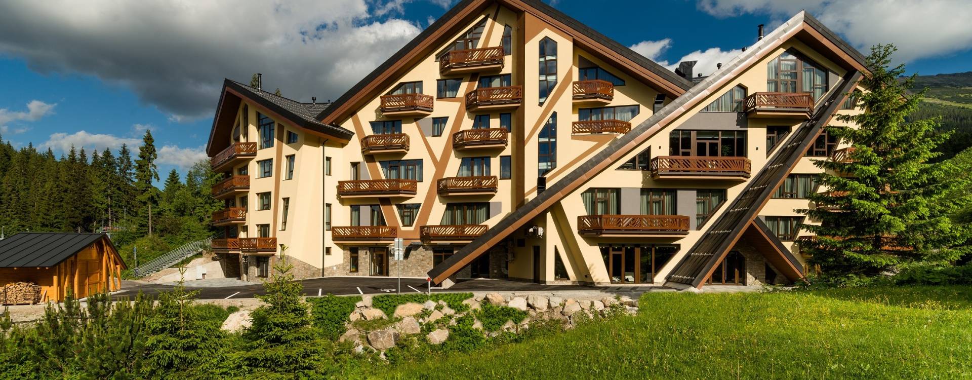 Hotel Pošta Jasná - provoz Tatry Mountain Resort červen 2023