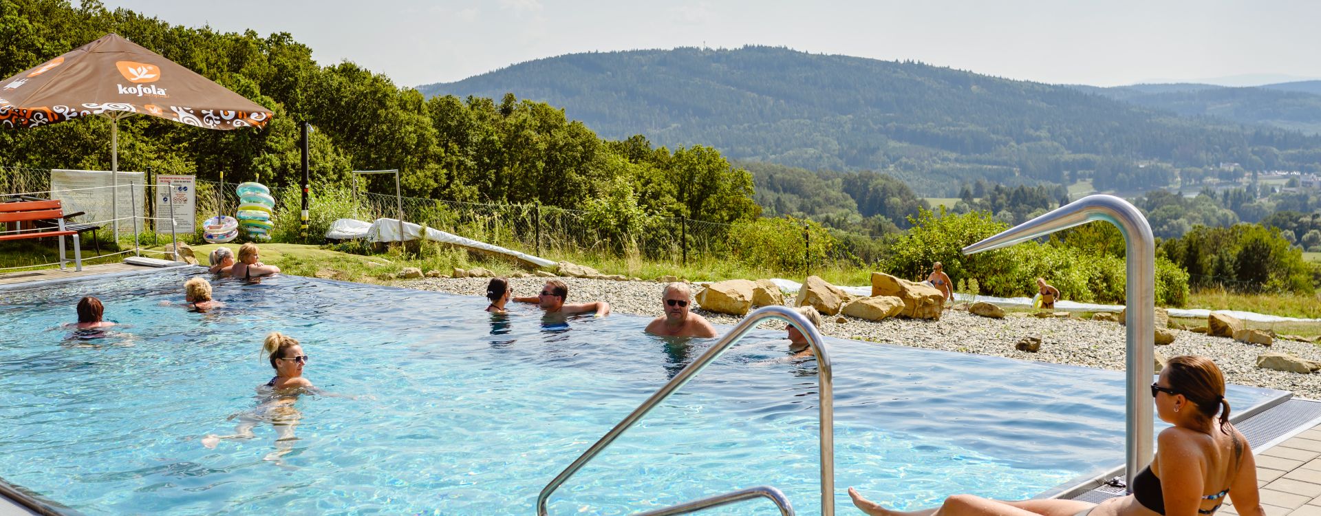 Hotel Vega, Luhačovice - otevření venkovního bazénu od 1.6.2026