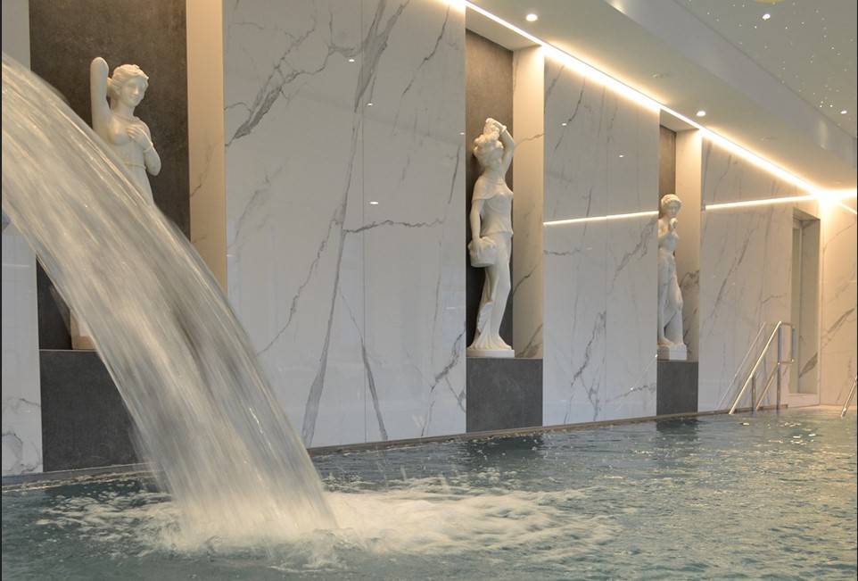 Nové wellness centrum s bazénem 