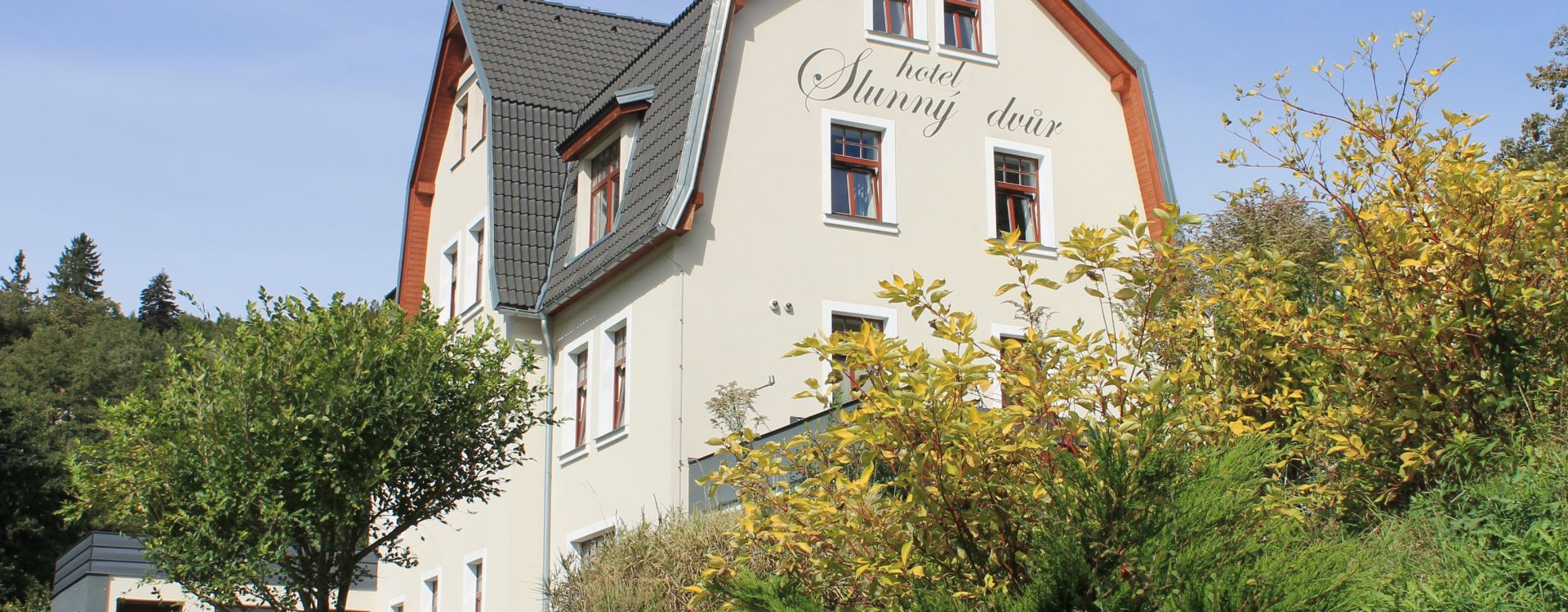 Hotel Slunný Dvůr lázně Jeseník  - Rodinný pobyt 3 noci (2 osoby + 2 děti)