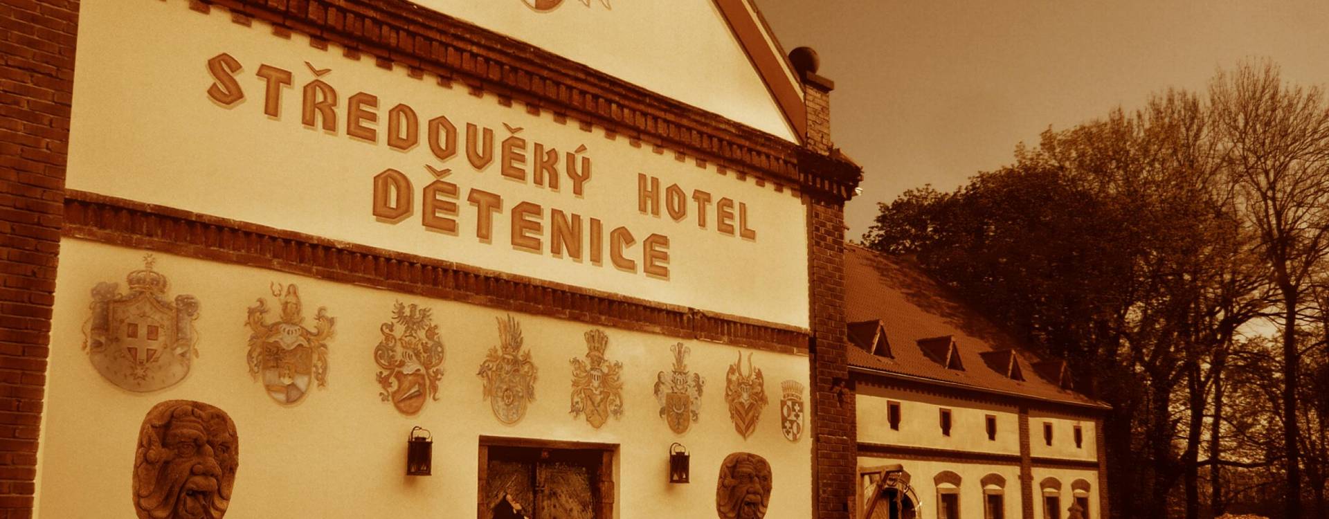 Středověký hotel Dětenice  - Romantický víkend CÍSAŘSKÝ