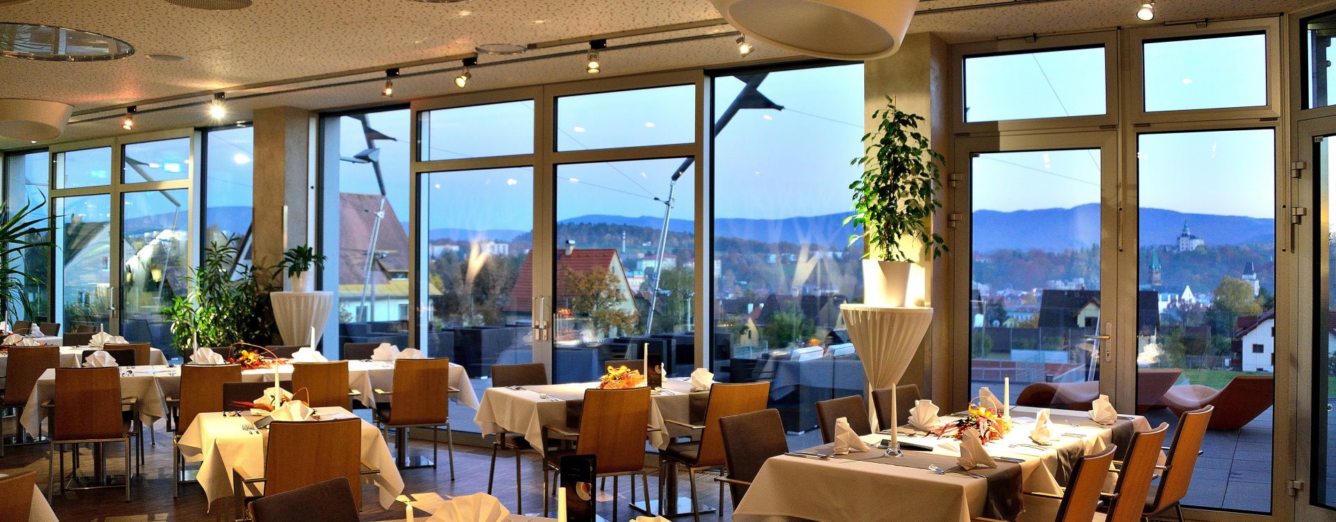Antonie Hotel - Ubytování s polopenzí a vstupem do wellness