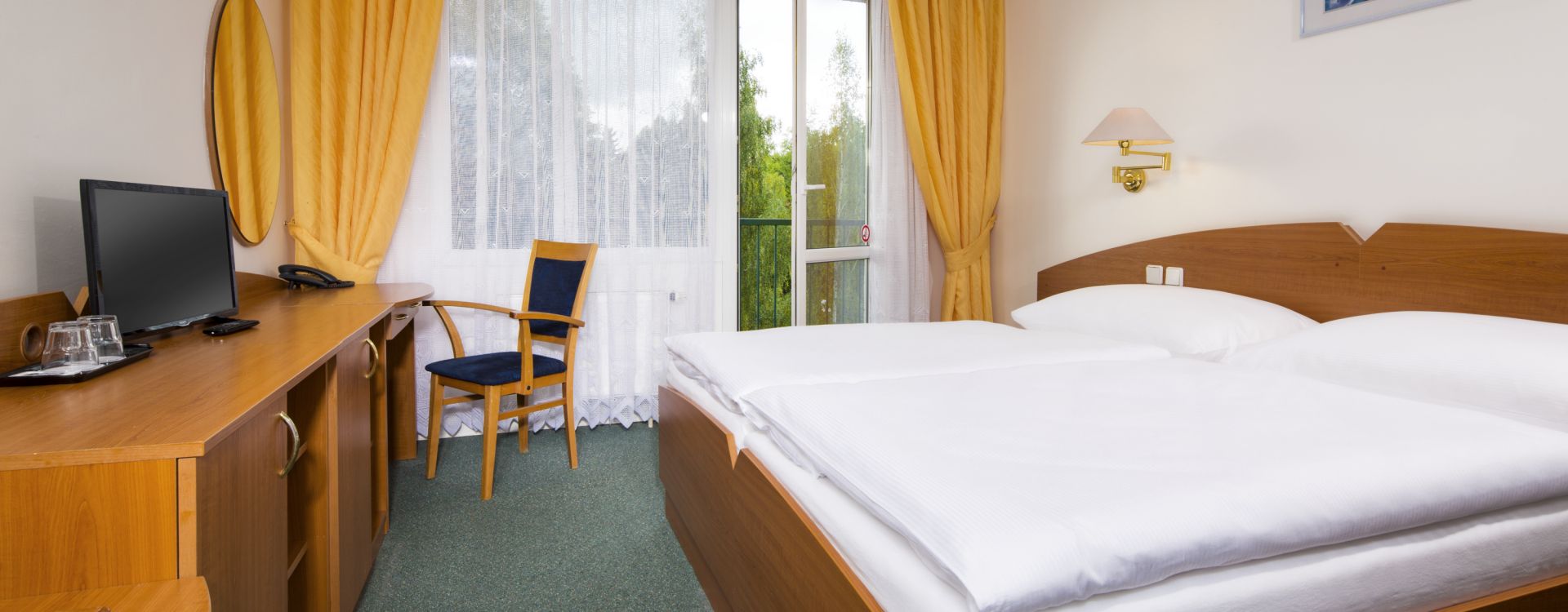 Hotel Nový Dům - Ubytování se snídaní