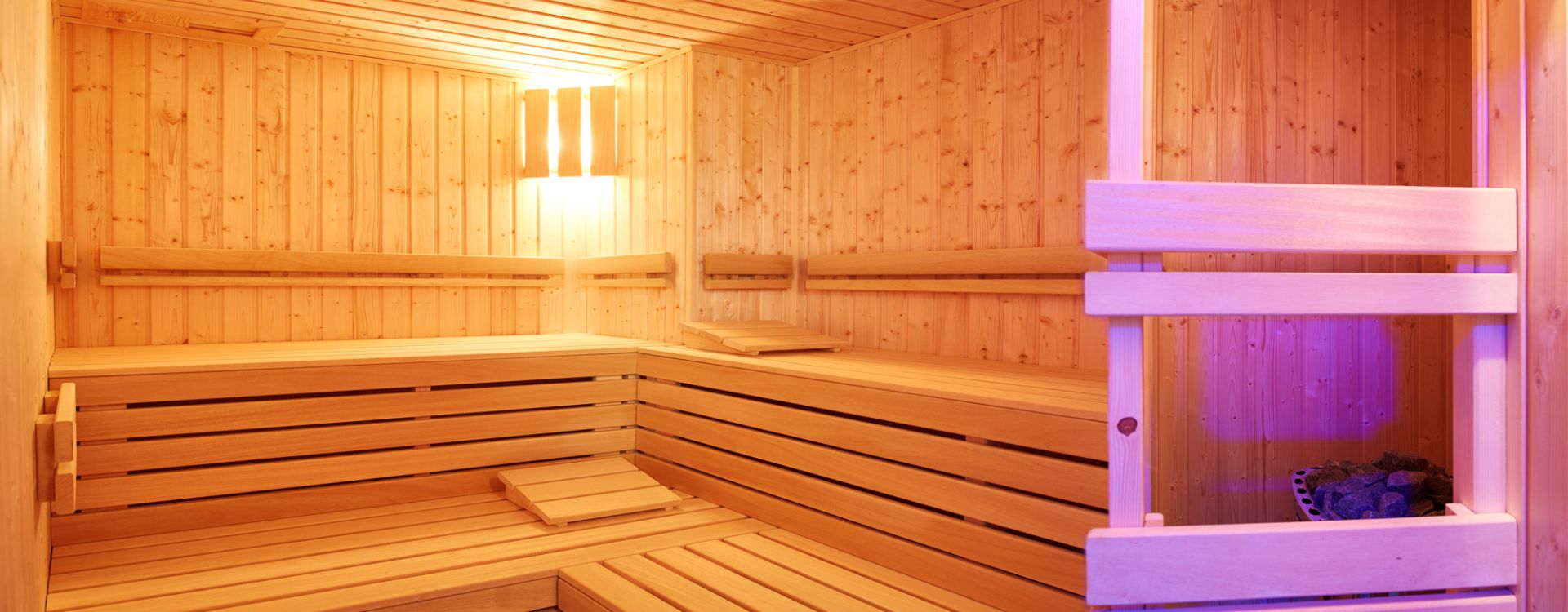 Spa Hotel IRIS - Víkend ve Varech se snídaní a wellness, 2 noci