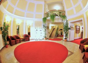 Hotel FLORA