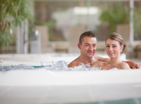 Přespi a poznávej Karvinou 2026