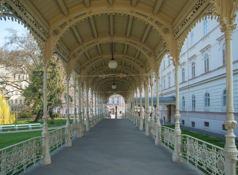 Prodloužený víkend ve Varech s polopenzí a wellness, 3&nbsp;noci