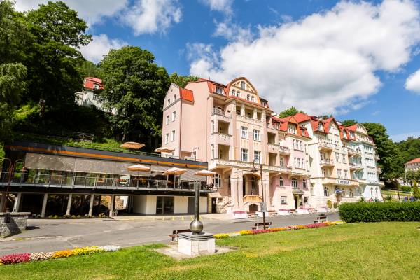 Astoria Wellness Hotel