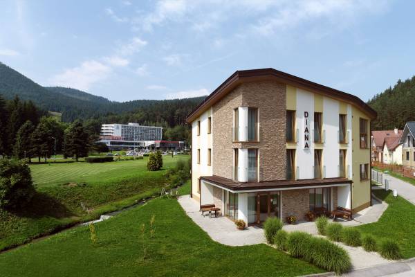 Dependance Diana ***