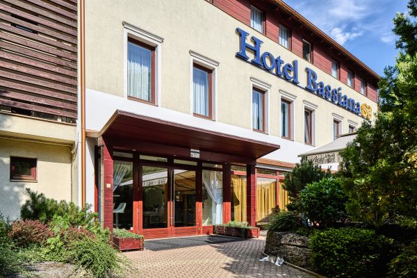 Hotel Bassiana****