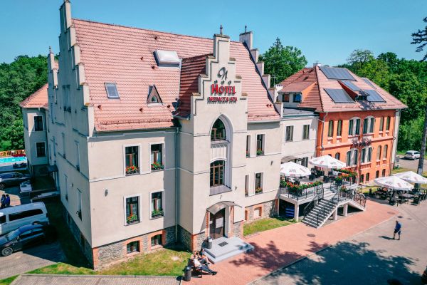Hotel Niemcza Winnica & Spa 