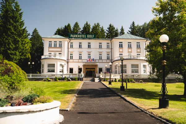 Parkhotel Golf****