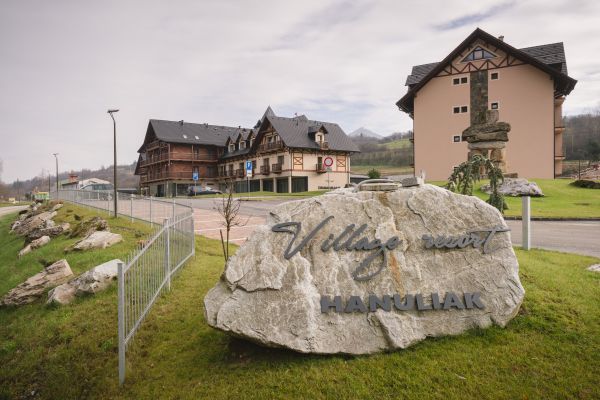 Village resort Hanuliak