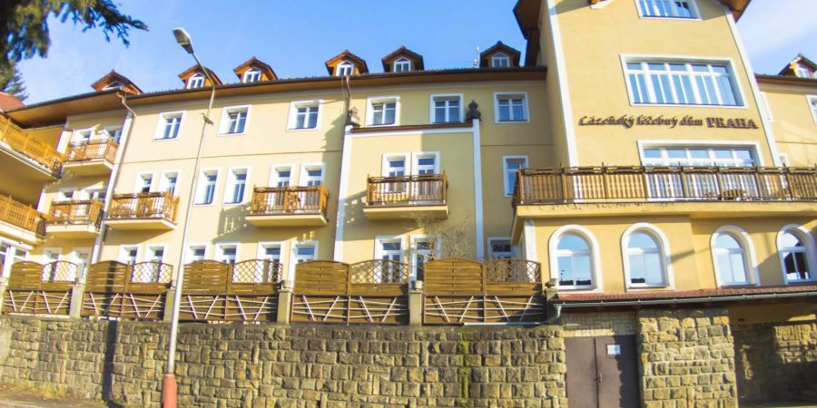 Lázeňský léčebný dům Praha - uzavření vnitřního bazénu